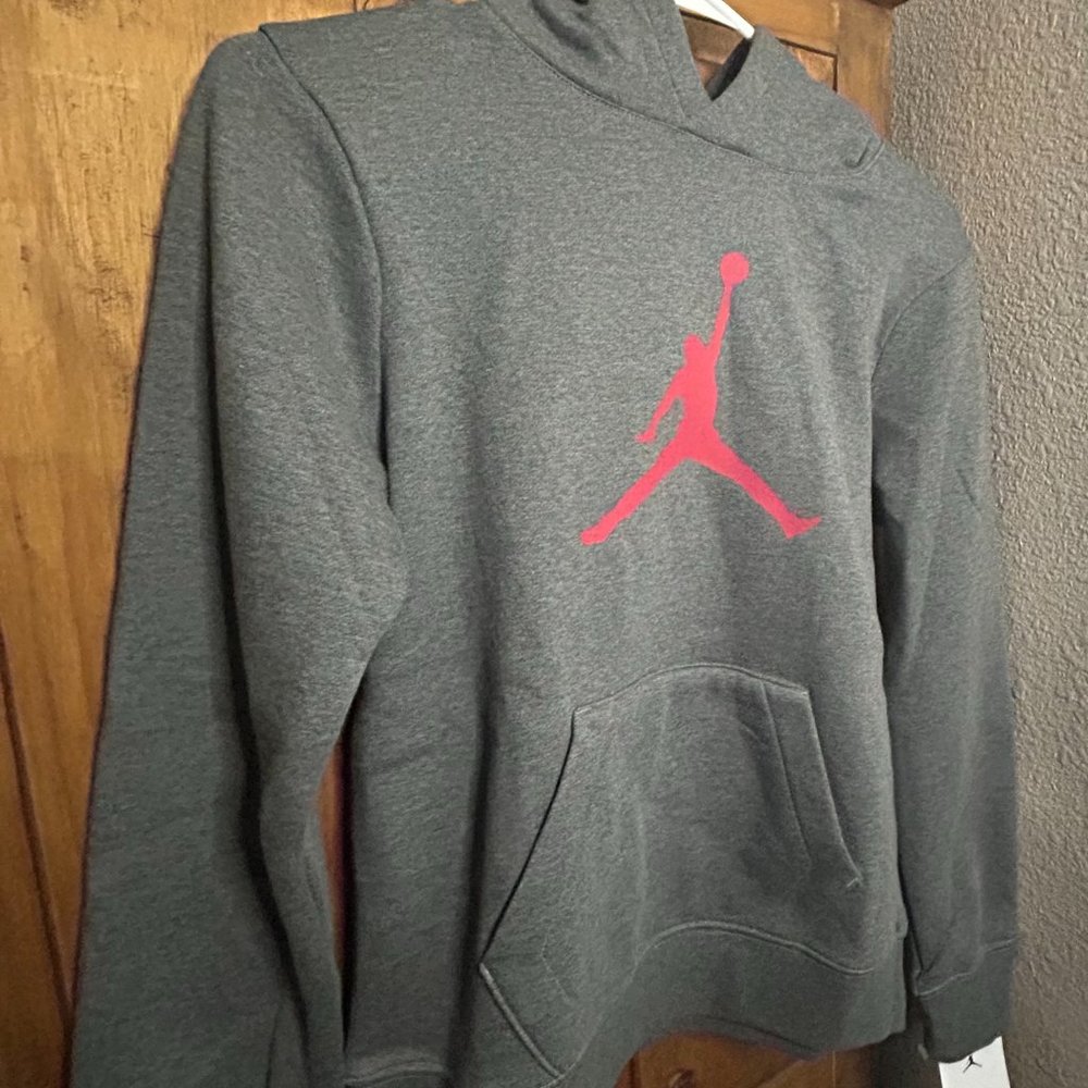 SOLD NEW! Jordan Boys L Gray Heather Hoodie Sweatshirt w Logo NWT- Orig$50